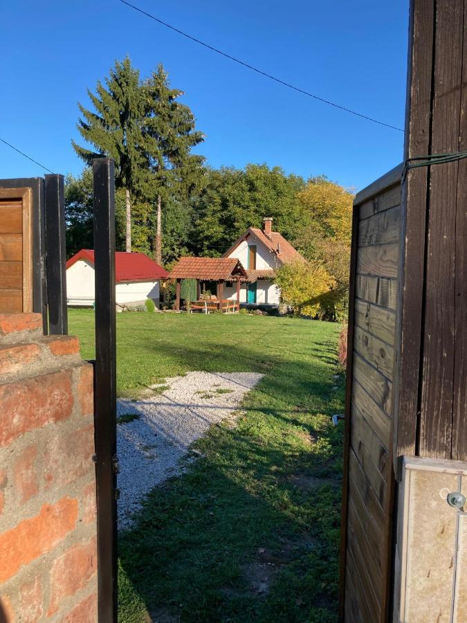 Holiday Home Tunnel Ravne Visoko Zewnętrze zdjęcie