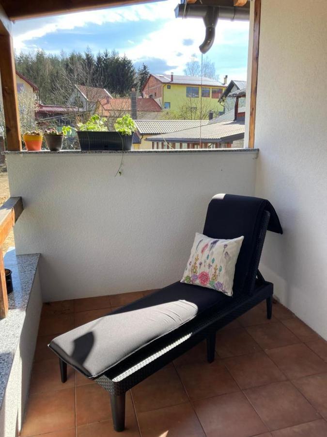 Holiday Home Tunnel Ravne Visoko Zewnętrze zdjęcie