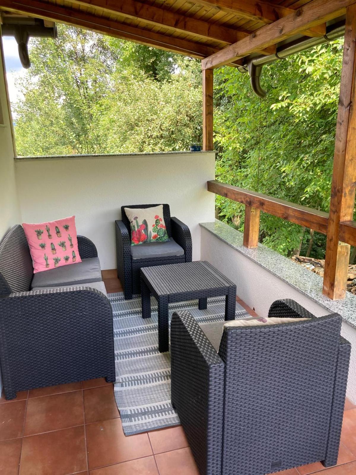 Holiday Home Tunnel Ravne Visoko Zewnętrze zdjęcie